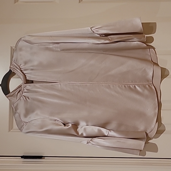 Elie Tahari champagne silk top, 0 - Picture 1 of 1